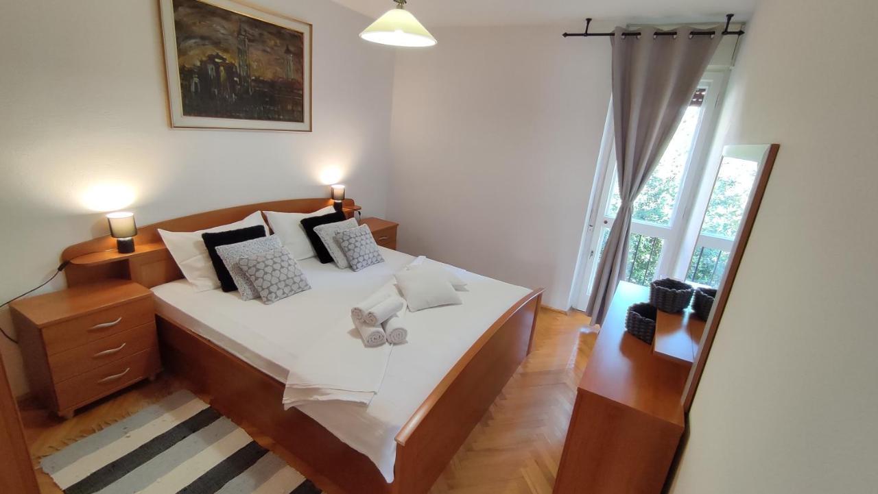 Deluxe Apartman Pervan スプリト エクステリア 写真