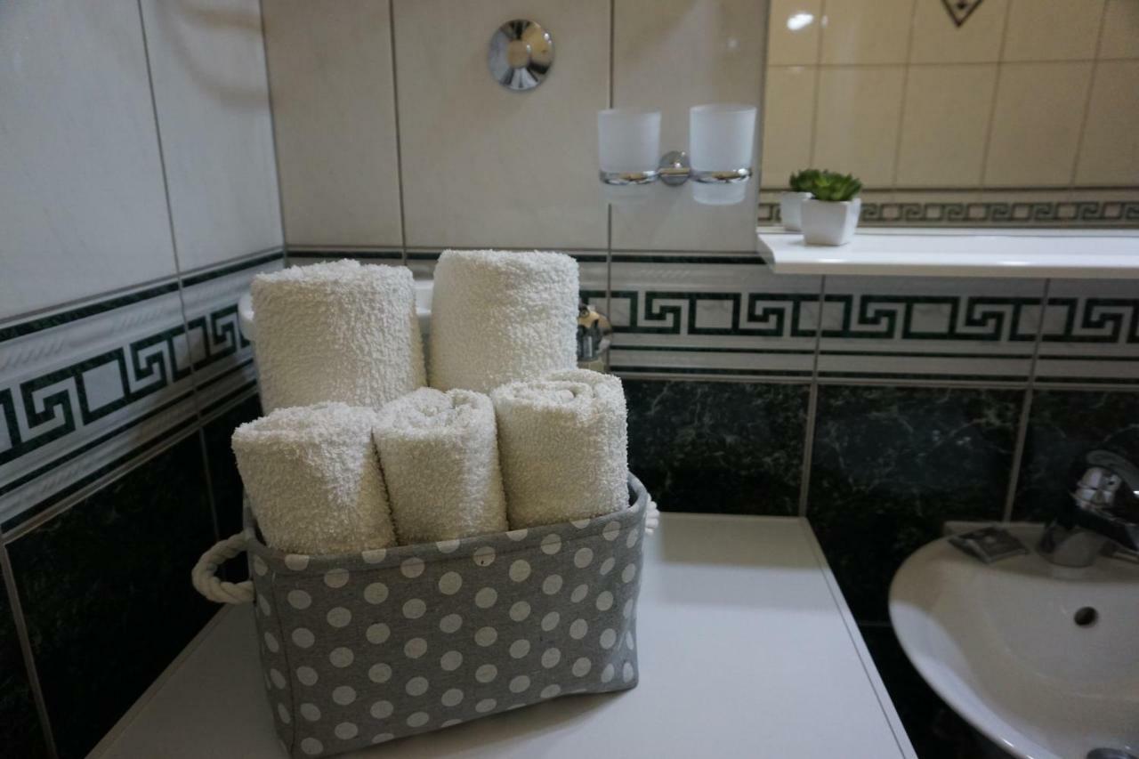 Deluxe Apartman Pervan スプリト エクステリア 写真