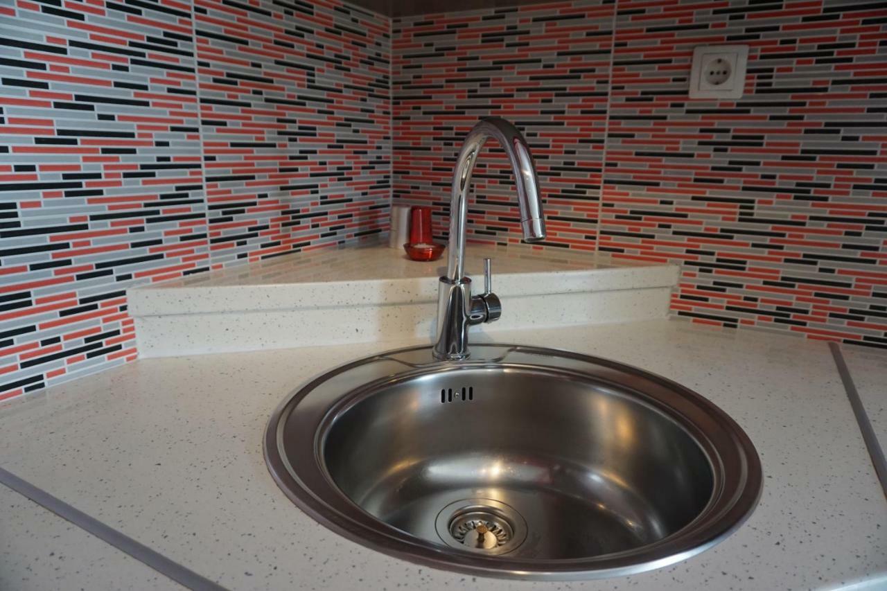 Deluxe Apartman Pervan スプリト エクステリア 写真